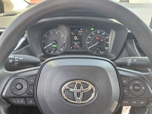 Certified 2023 Toyota Corolla LE image 16