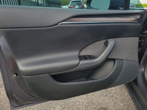 Used 2021 Tesla Model S Long Range image 19