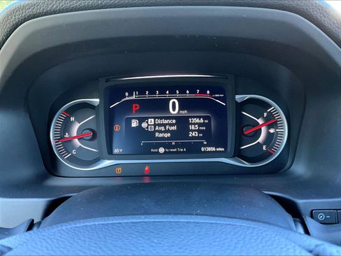 Used 2024 Honda Passport Black Edition image 13
