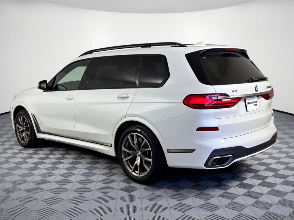 Used 2022 BMW X7 M50i AWD/4WD image 3
