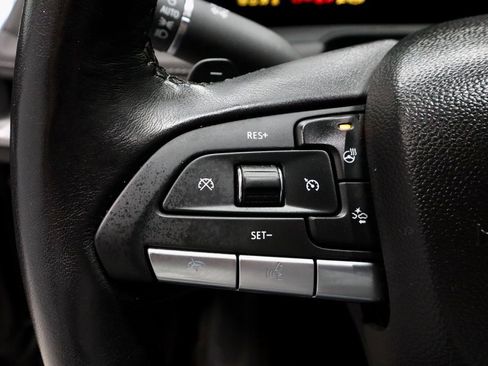 Used 2024 Cadillac XT4 Luxury image 26