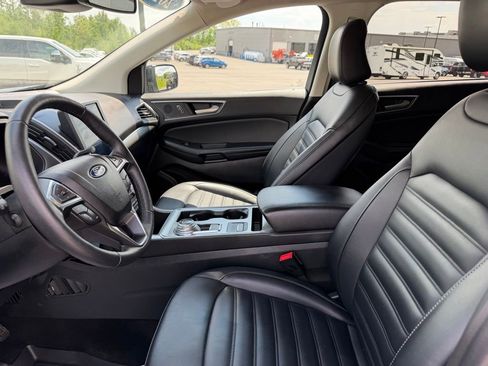 Certified 2022 Ford Edge SEL w/ Convenience Package AWD/4WD image 7
