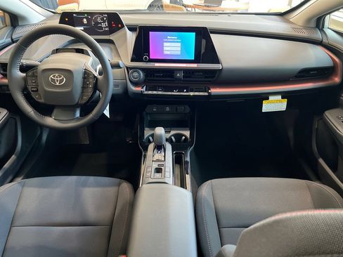 New 2026 Toyota Prius Plug-In Hybrid FWD image 21