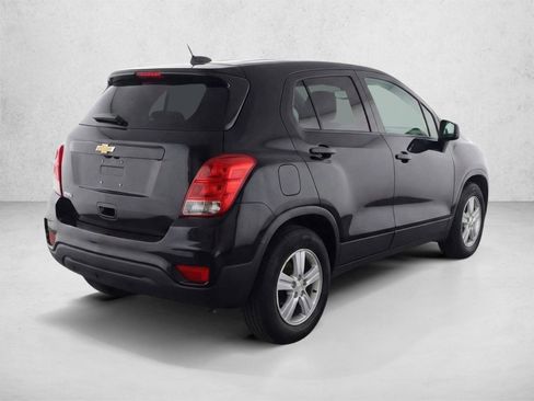 Used 2020 Chevrolet Trax LS FWD image 7