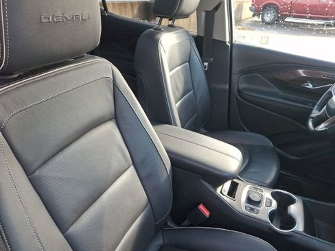 Used 2018 GMC Terrain Denali w/ Advanced Safety Package image 15