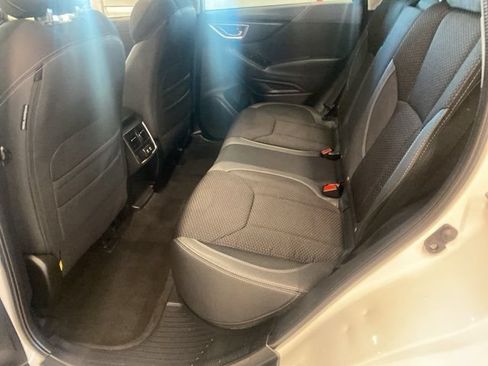 Used 2023 Subaru Forester Premium AWD/4WD image 33
