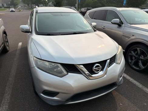 Used 2015 Nissan Rogue SV AWD/4WD image 17