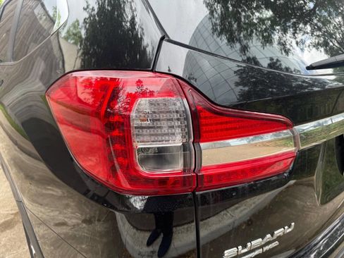 Used 2019 Subaru Ascent Limited image 14