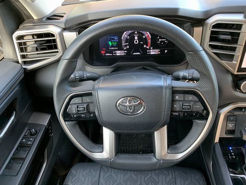 Used 2024 Toyota Tundra Limited image 12