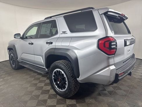 Used 2025 Toyota 4Runner TRD Off-Road image 6