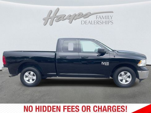 Used 2024 RAM 1500 Classic SLT AWD/4WD image 2