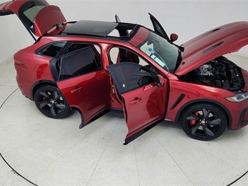 Used 2022 Jaguar F-PACE SVR image 86