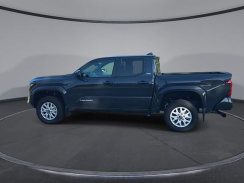 Used 2026 Toyota Tacoma SR5 RWD image 5