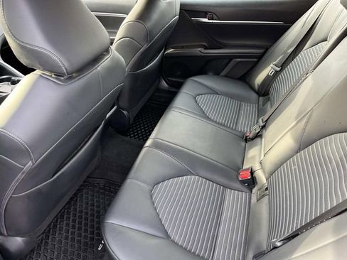 Used 2023 Toyota Camry SE FWD image 17