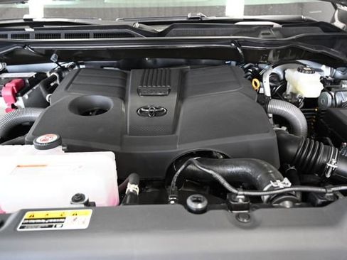 New 2026 Toyota Tundra Limited AWD/4WD image 35