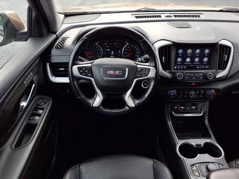 Used 2018 GMC Terrain SLT w/ Preferred Package image 13