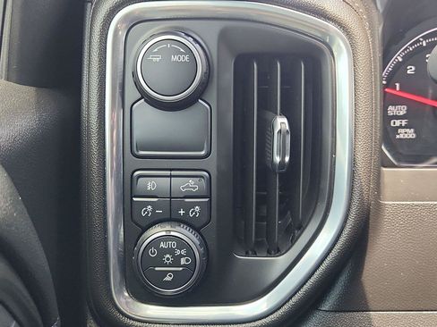 Used 2020 Chevrolet Silverado 1500 LT w/ Texas Edition RWD image 17