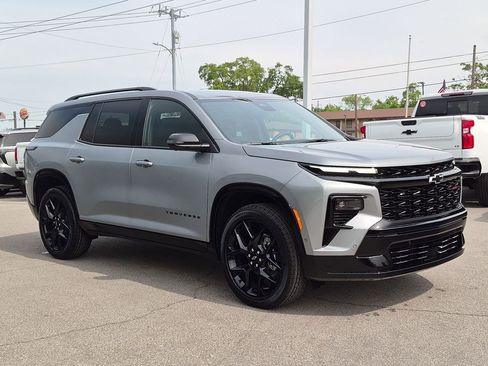 New 2026 Chevrolet Traverse RS FWD image 2