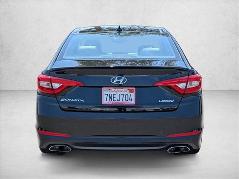 Used 2015 Hyundai Sonata Limited w/ Option Group 05 FWD image 7