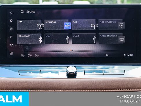 Used 2025 Nissan Rogue Platinum w/ Tech Package image 31