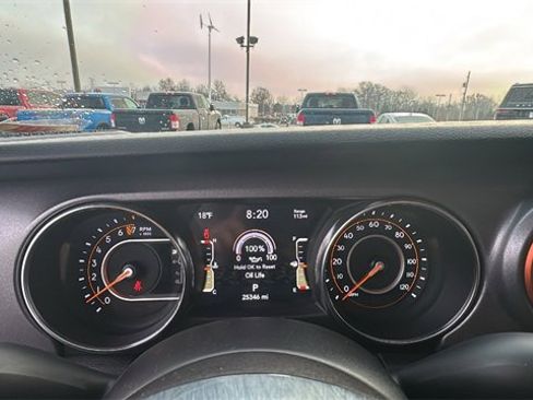 Used 2023 Jeep Gladiator Mojave w/ Cold Weather Group image 14