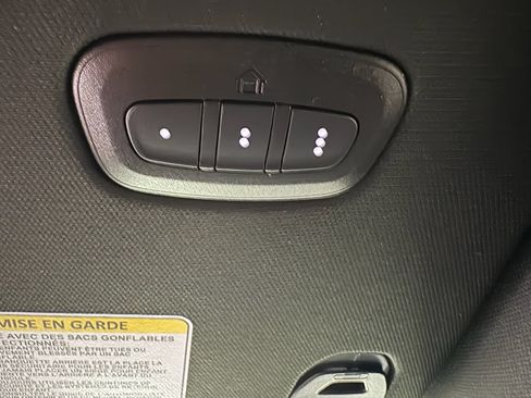 Used 2026 RAM 1500 Laramie AWD/4WD image 21