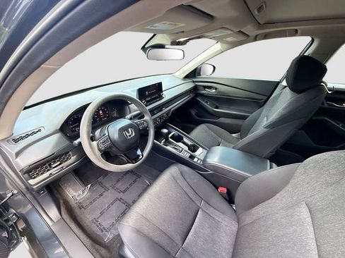 Used 2024 Honda Accord EX image 19