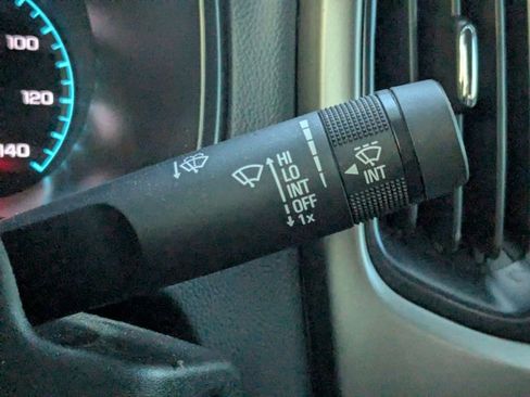 Used 2018 Chevrolet Colorado Z71 image 7