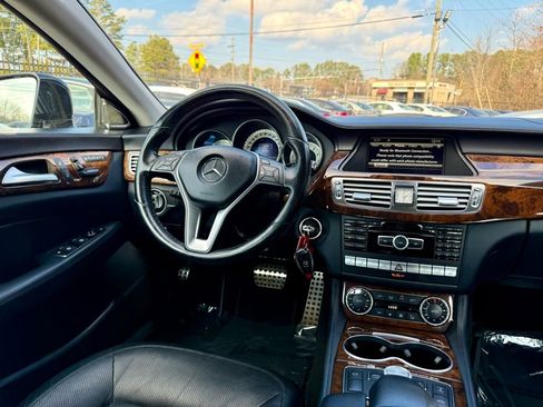 Used 2013 Mercedes-Benz CLS 550 4MATIC image 18