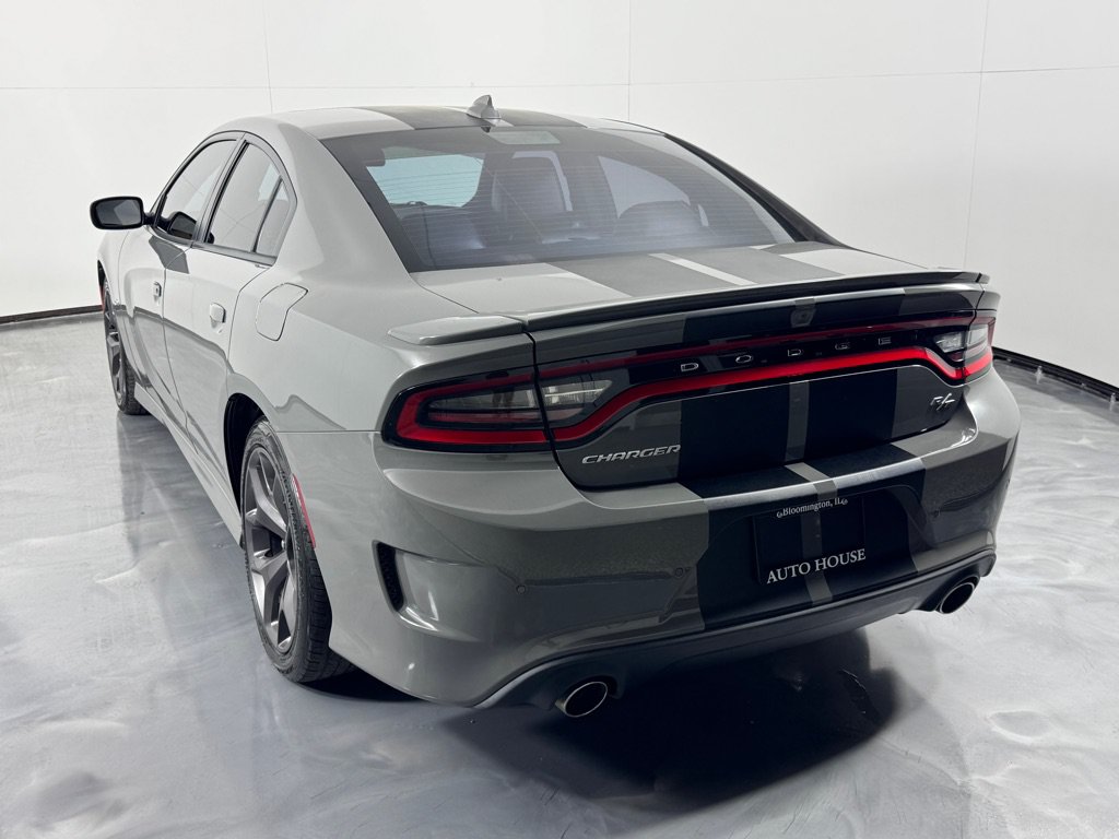 Used 2018 Dodge Charger R/T w/ Plus Group RWD image 7