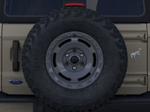New 2025 Ford Bronco Badlands image 24