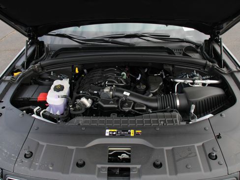 New 2025 Jeep Grand Cherokee L Laredo w/ Luxury Tech Group I image 36