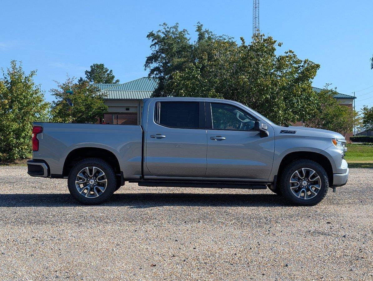 New 2026 Chevrolet Silverado 1500 RST AWD/4WD image 8