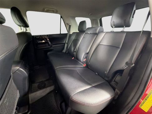 Used 2023 Toyota 4Runner TRD Off-Road Premium AWD/4WD image 23