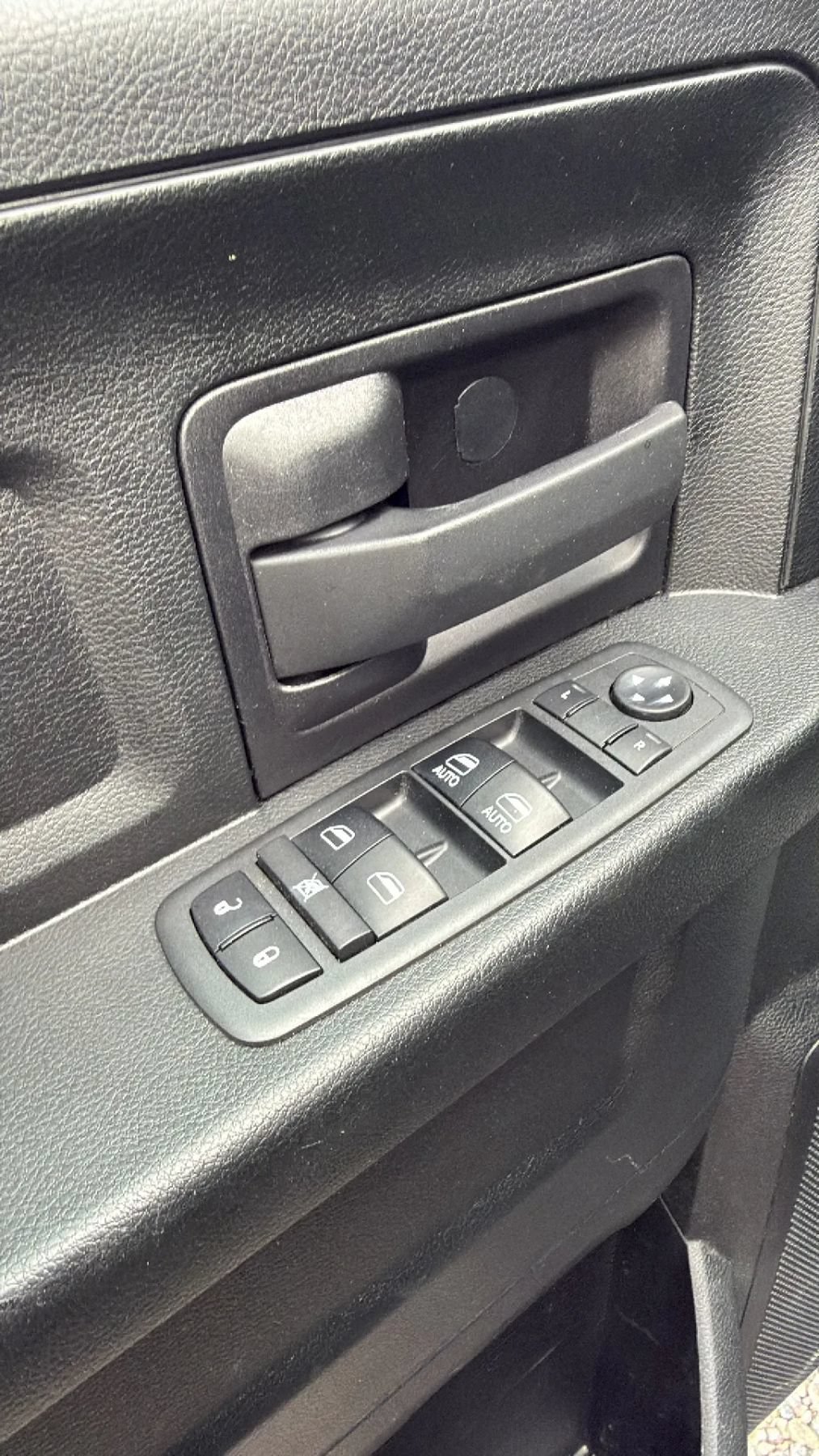 Used 2018 RAM 1500 Tradesman w/ Popular Equipment Group AWD/4WD image 13
