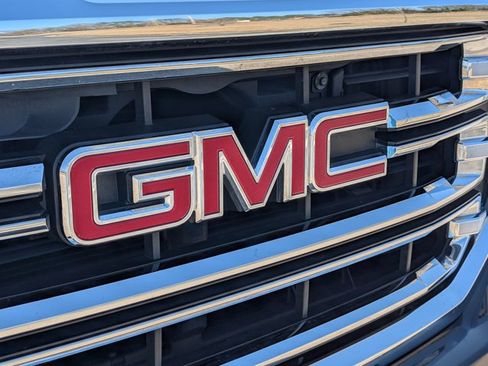 Used 2018 GMC Sierra 1500 SLT image 5