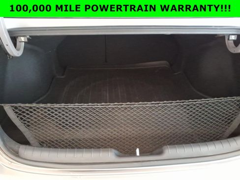 Certified 2025 Hyundai Elantra Limited image 18