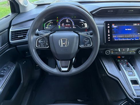 Used 2019 Honda Clarity Plug-In Hybrid image 18