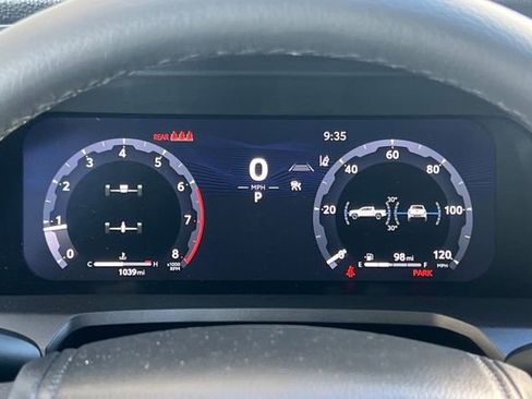 Used 2025 Toyota Tacoma TRD Sport AWD/4WD image 31