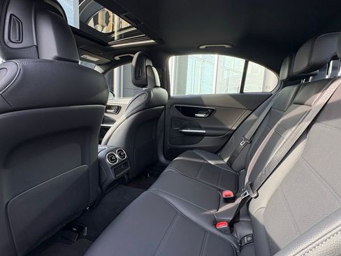 Certified 2026 Mercedes-Benz C 300 4MATIC Sedan image 10