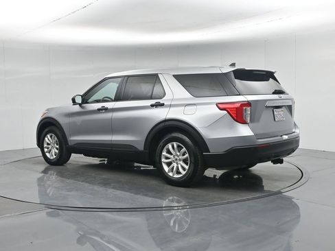 Certified 2021 Ford Explorer 2WD image 7