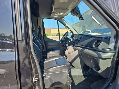Used 2025 Ford Transit 350 148 Medium Roof AWD image 16