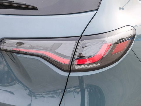 Certified 2024 Honda HR-V EX-L image 10