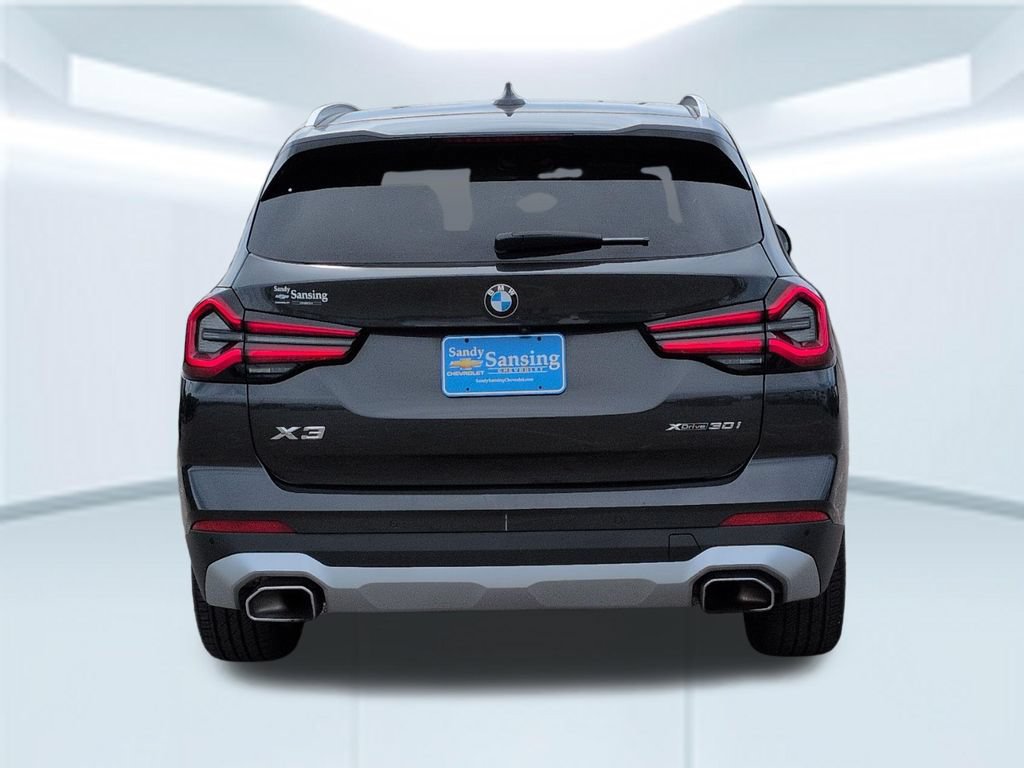 Used 2024 BMW X3 xDrive30i AWD/4WD image 4