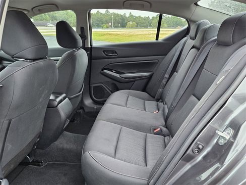 Used 2023 Nissan Altima 2.5 SV image 6