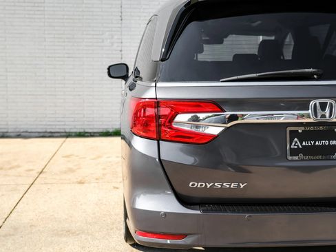 Used 2019 Honda Odyssey Elite image 45