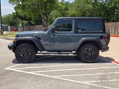 Used 2024 Jeep Wrangler Sport AWD/4WD image 6