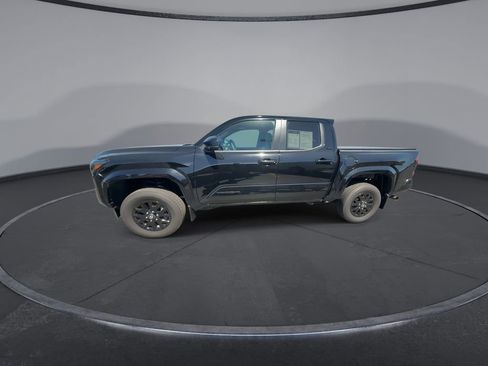 Used 2024 Toyota Tacoma SR5 AWD/4WD image 3