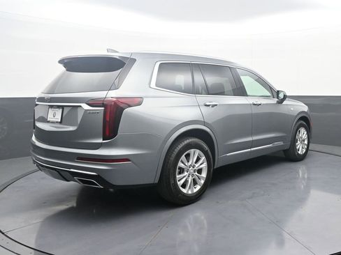 Used 2023 Cadillac XT6 Luxury FWD image 7