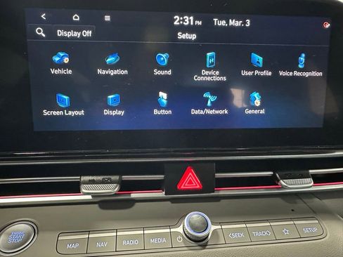 Used 2025 Hyundai Elantra SEL w/ Cargo Package image 31